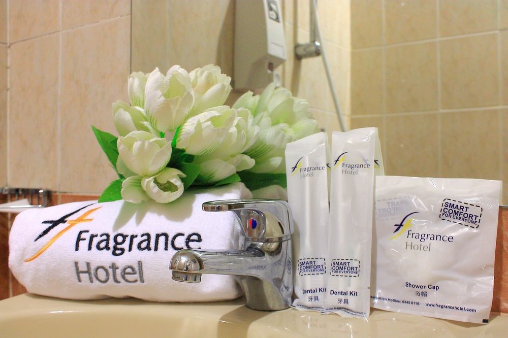 Fragrance Hotel - Viva Сингапур Экстерьер фото